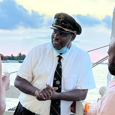 VIP Jazz Dinner Cruise with Private Tour and Open Bar Option