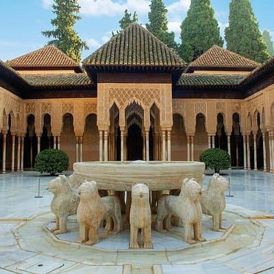 Guided visit to the Alhambra, Nasrid Palaces and Generalife
