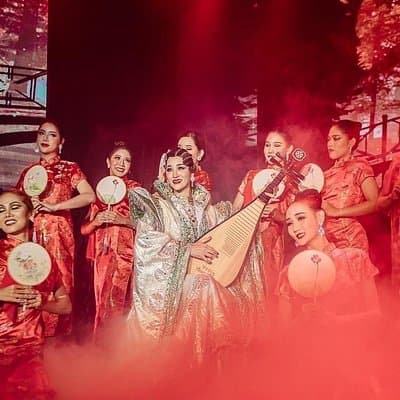 Bangkok Calypso Ladyboy Cabaret Live – Asiatique