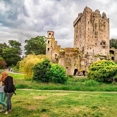 Blarney Castle and Kinsale Tour from Cork