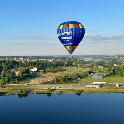 Hot air balloon flight Vilnius Trakai with Transfer and Shampagne