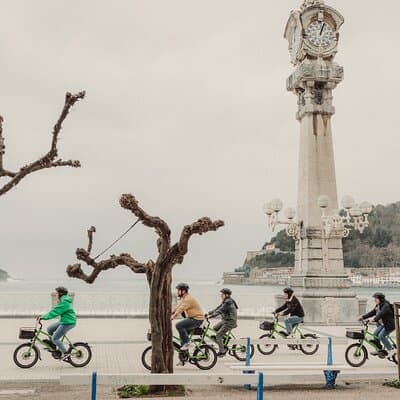 Small-Group Electric Bike Tour in San Sebastián