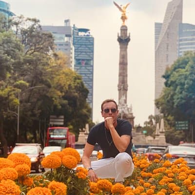 Cheerful Introduction Walking Tour in Roma, Condesa & Juarez
