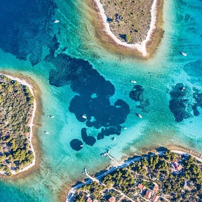 Half Day Tour: Blue Lagoon, UNESCO Town of Trogir, island Ciovo