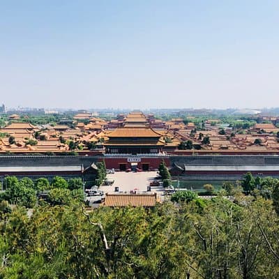 4-Hour Private Tour of Jingshan Park, Lama Temple and Hutong