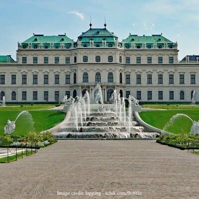 Vienna 2.5-hour Tour with Belvedere Palace & Gardens