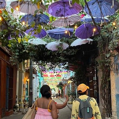 Cartagena: Private Walking Tour of the Walled City & Getsemaní