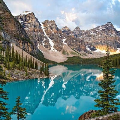 Lake Louise, Moraine Lake, Banff Tour from Calgary/Canmore/Banff