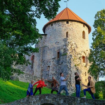 Tallinn-Riga Sightseeing Tour Bus