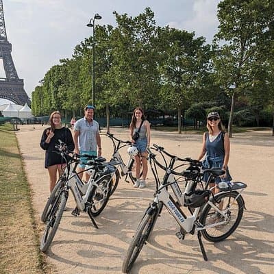 Private 2.5-Hour Paris E-Bike Highlights Tour