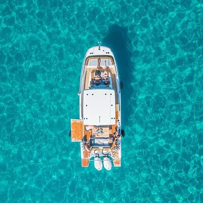 Cagliari 3 Hours Luxury Motorboat Tour - Wine and Snorkeling