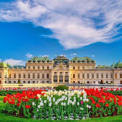 Skip-the-line Belvedere Palace Guided Tour with Transfers