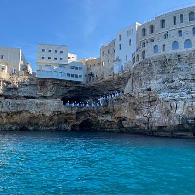 Boat excursion to Polignano a Mare between caves and coves