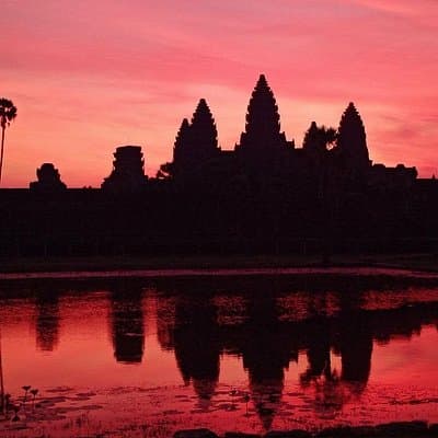 Private One Day Trip with Sunrise at Angkor Wat, Angkor Thom and Tomb Raider