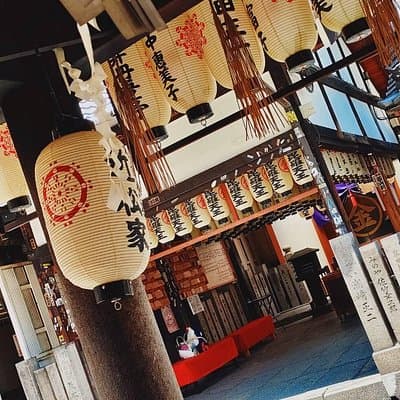 Ultimate Osaka Walking Tour: Castle, Dotonbori, Gems & Lunch