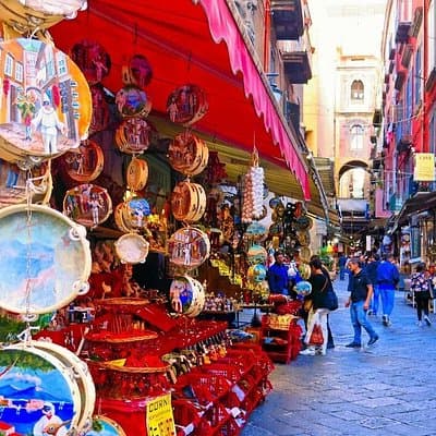 4H Naples Historic Center Tour with Underground Ruins Incl.