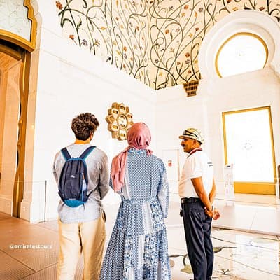 Abu Dhabi Sightseeing Tour: Sheikh Zayed Mosque, Heritage Village & Dates Market