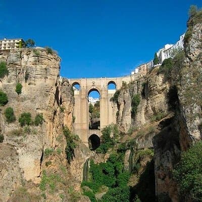 White Villages and Ronda Day Tour from Seville
