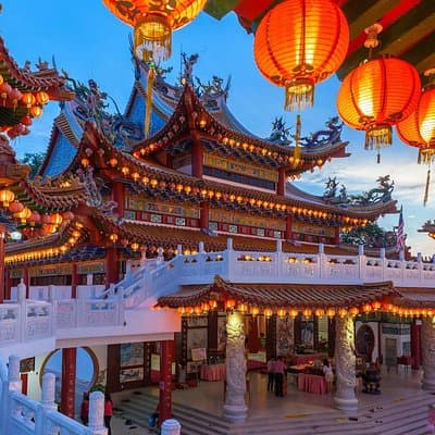 Kuala Lumpur: Batu Caves and City Sights Small-Group Tour