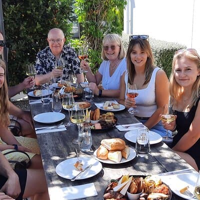 Martinborough Wine and Wild Coast Tour from Wellington