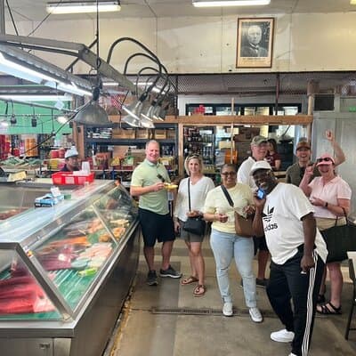 Honolulu: Off The Beaten Path Food Tour