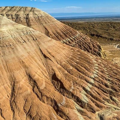 1-2 Days Singing dunes & Aktau mountains grouptour to Altyn Emel