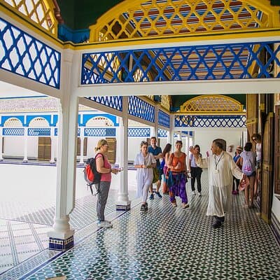 Marrakech: Bahia Palace, Saadian Tombs, Souk & Medina Guided Tour