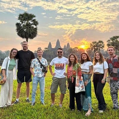 Angkor Wat Private Day Tour- Bayon Temple Ta Prohm Temple
