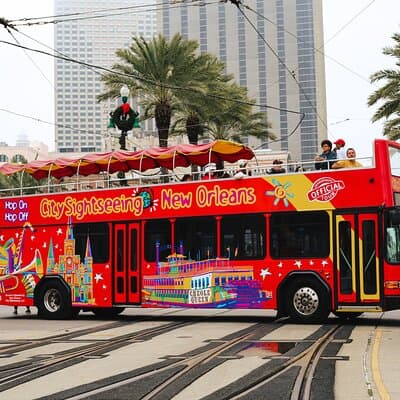 New Orleans Hop-On Hop-Off and Garden District Walking Tour