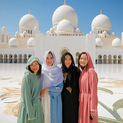 From Dubai: Abu Dhabi Full-Day Trip with Louvre & Grand Mosque