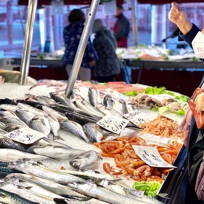 Rialto Market Food and Wine Lunchtime Tour of Venice