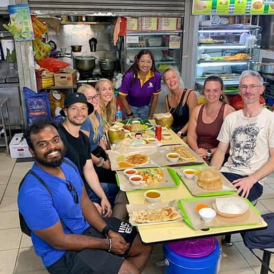 Singapore Private Food, Culture and Heritage Tour with 9 tastings