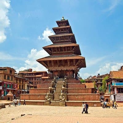Kathmandu Heritage Tour: Bhaktapur, Pashupatinath & Boudhanath