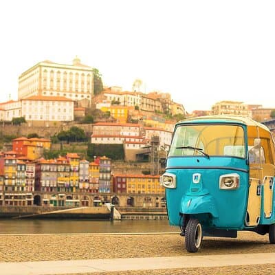 Porto Guided Tour to the Historical Center on a Tuk Tuk