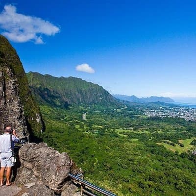 Oahu: North Shore Tour with Waimea Waterfall