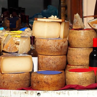 Cagliari: Un tour de comida sarda completa con Do Eat Better