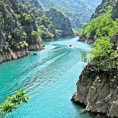 Skopje: Canyon Matka, St. Pantelemon, Millennium Cross & Brunch
