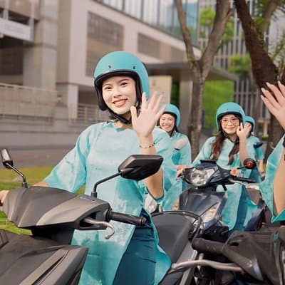 Female Rider: Ho Chi Minh City Food Tasting & Sightseeing Tour
