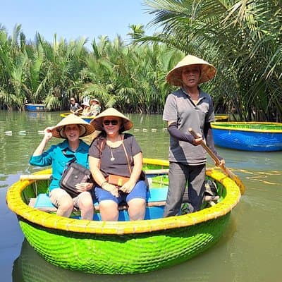 Private tour Hoi An Coconut basket boat ride and Ancient town