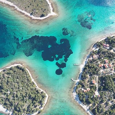 Trogir, Blue Lagoon, Ciovo Half-Day Boat Tour and Wine From Split