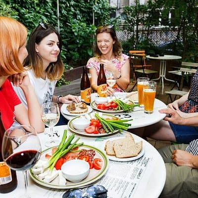 Discover Bucharest: Private Highlights and Traditional Food Tour