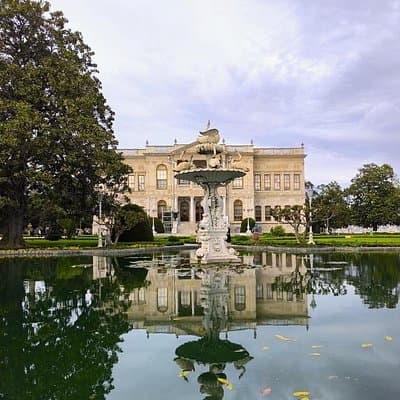 Istanbul: Dolmabahce Palace Entry Ticket