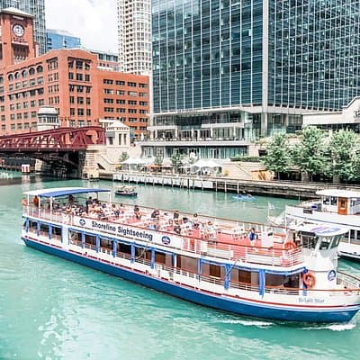 Chicago Architecture River Tour & Hop-on Hop-off Sightseeing Tour