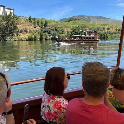 Half-Day Douro Valley Tour with Winery Lunch & River Cruise