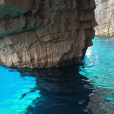 BLUE CAVE and 5 Islands Tour from Hvar