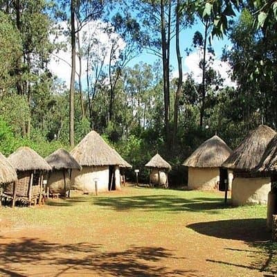 Nairobi City Tour and Afternoon Visit to Bomas of Kenya