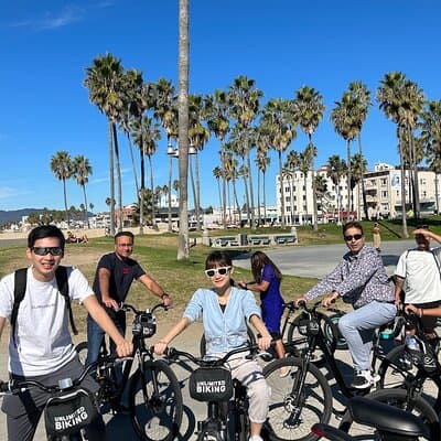 Santa Monica and Venice Beach 3-Hour Bike Guided Tour