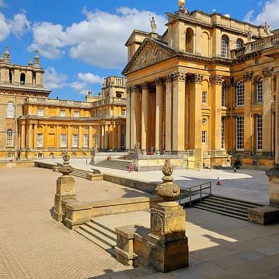 Exclusive Blenheim Palace &Cotswolds Private Day Tour from London