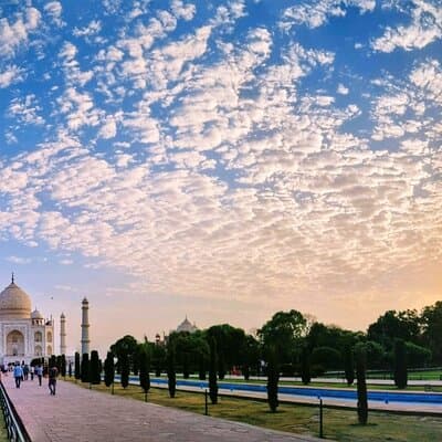 Taj Mahal Sunrise Tour – Includes Entry Tickets & Guide