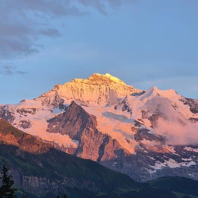 The best Sunset hike with Cheese Fondue